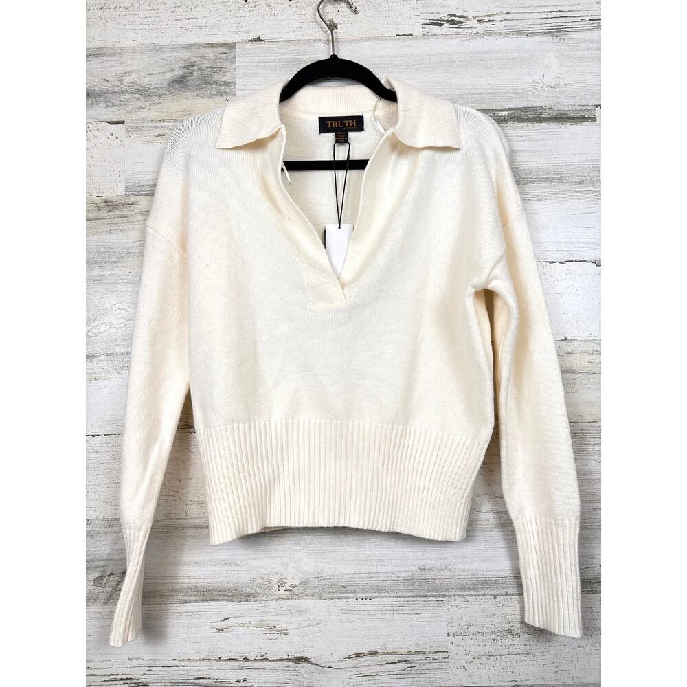 Truth Womens XS Cream Long Sleeve Preppy Casual Knit Sweater NWT